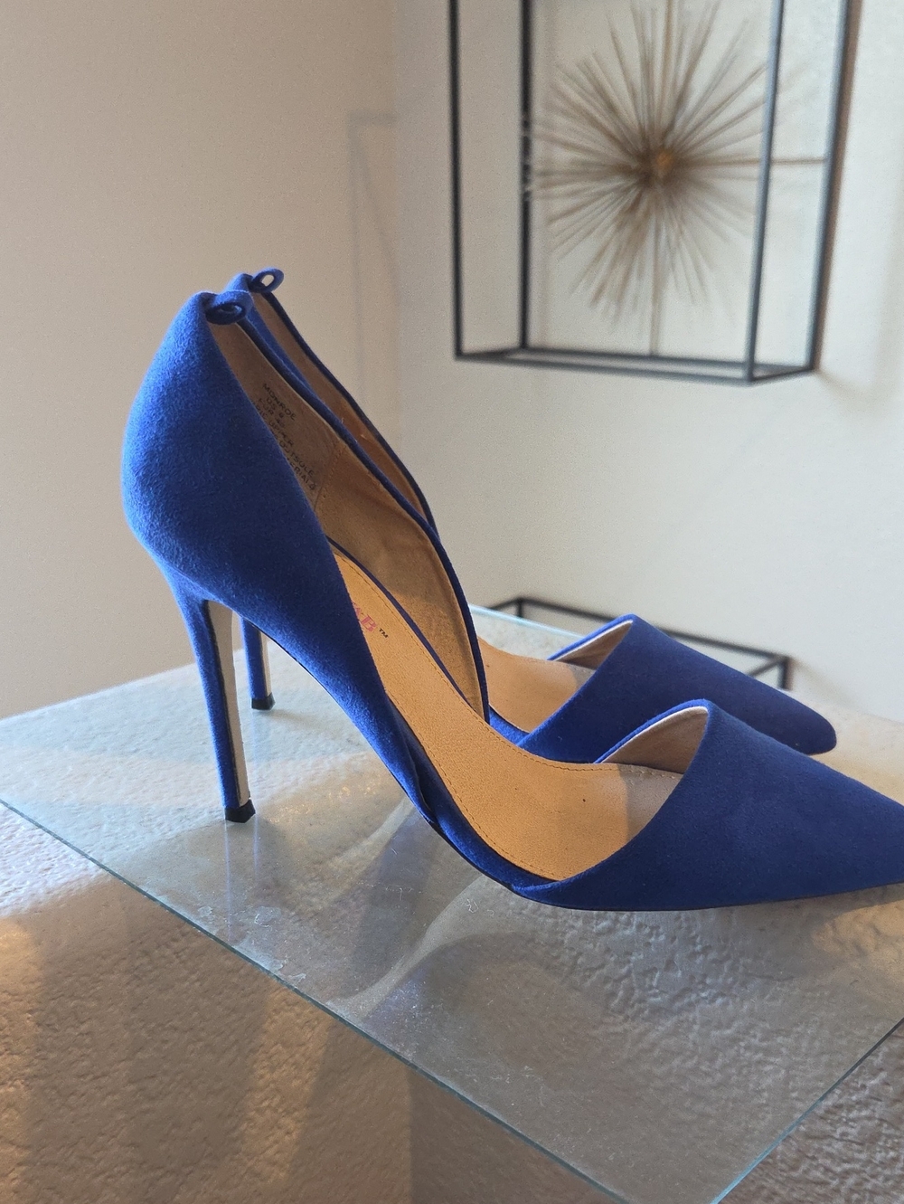 0Women’s Royal Blue Faux Suede Heels